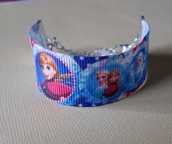Bracelet ruban Reine des neiges 1