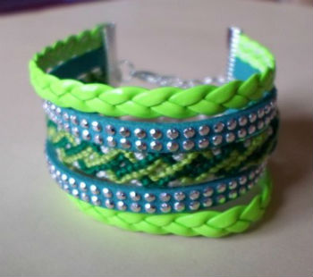 Bracelet manchettes vert